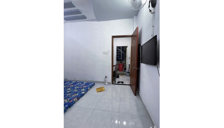Bán nhà 40m2, 3 tầng, 3PN, 3WC, Mã Lò, Bình Tân - 4.7 tỷ